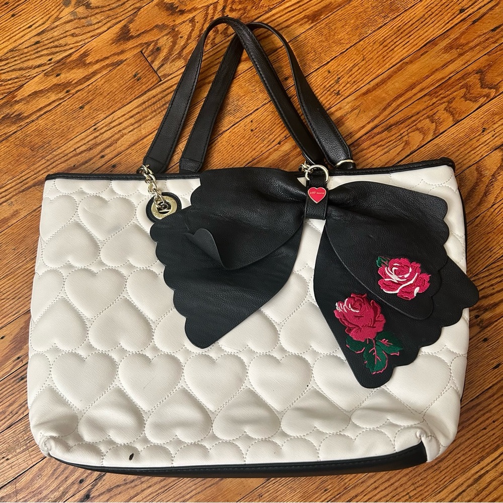 Betsy Johnson Black and White Tote Bag with Floral Pouch